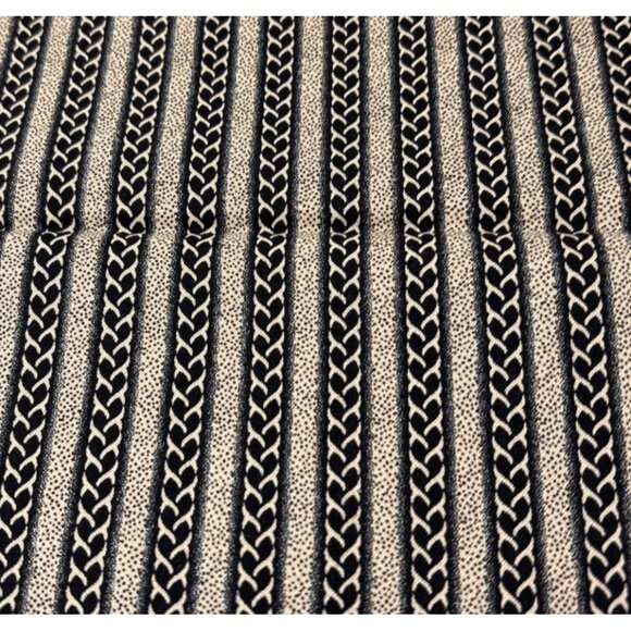 Black & White Cotton Fabric Chain Stripe Pattern 18x22 Inches Sewing Quilting Cr - Picture 8 of 11